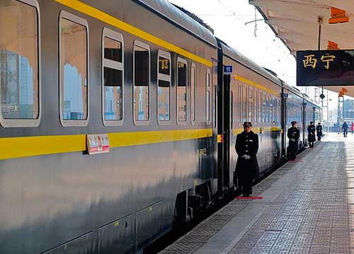 Tibet Train from Xining to Lhasa